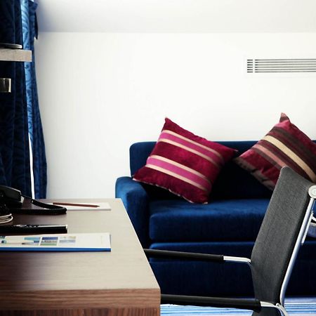 Holiday Inn Express Istanbul-Altunizade By Ihg Zewnętrze zdjęcie