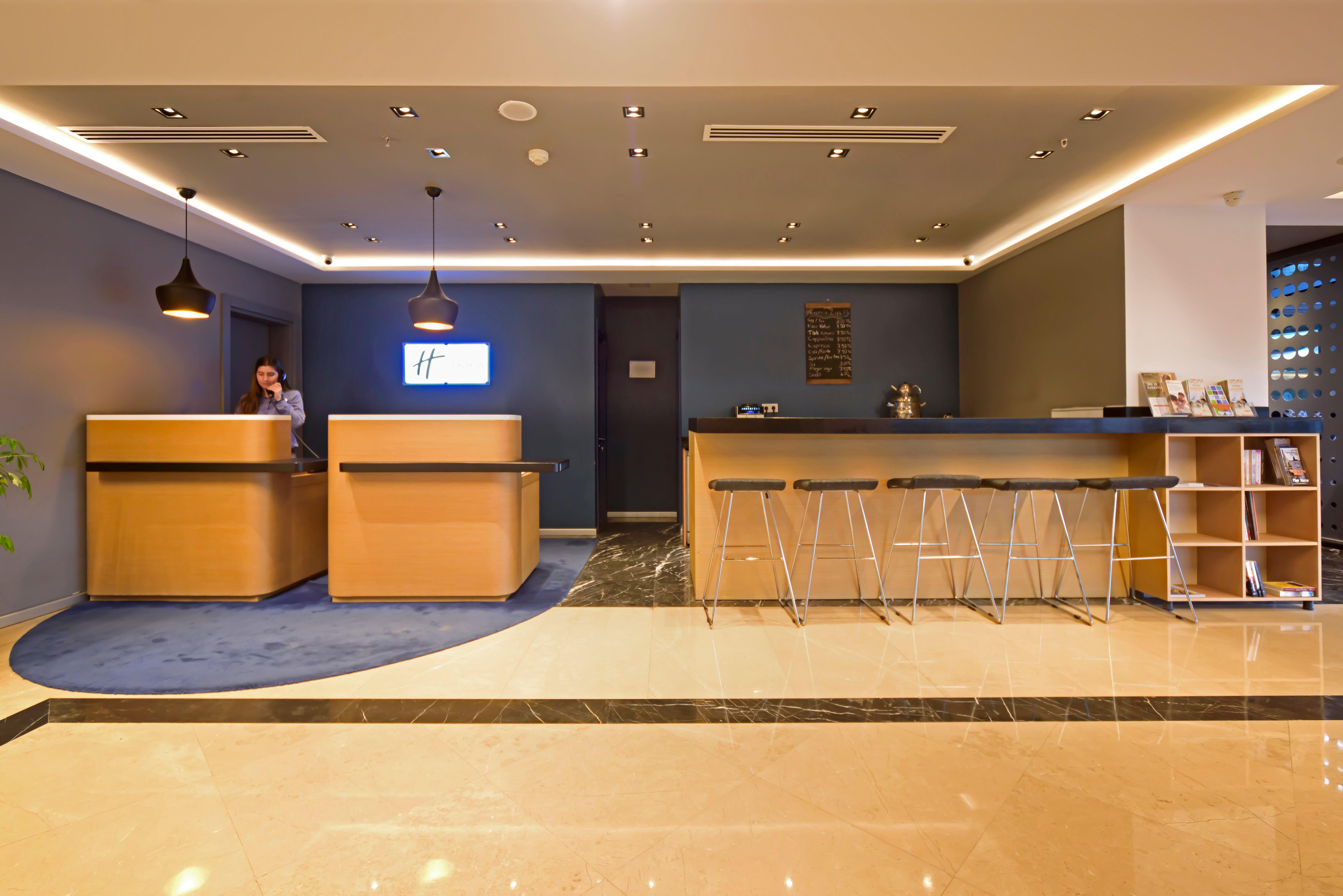 Holiday Inn Express Istanbul-Altunizade By Ihg Zewnętrze zdjęcie