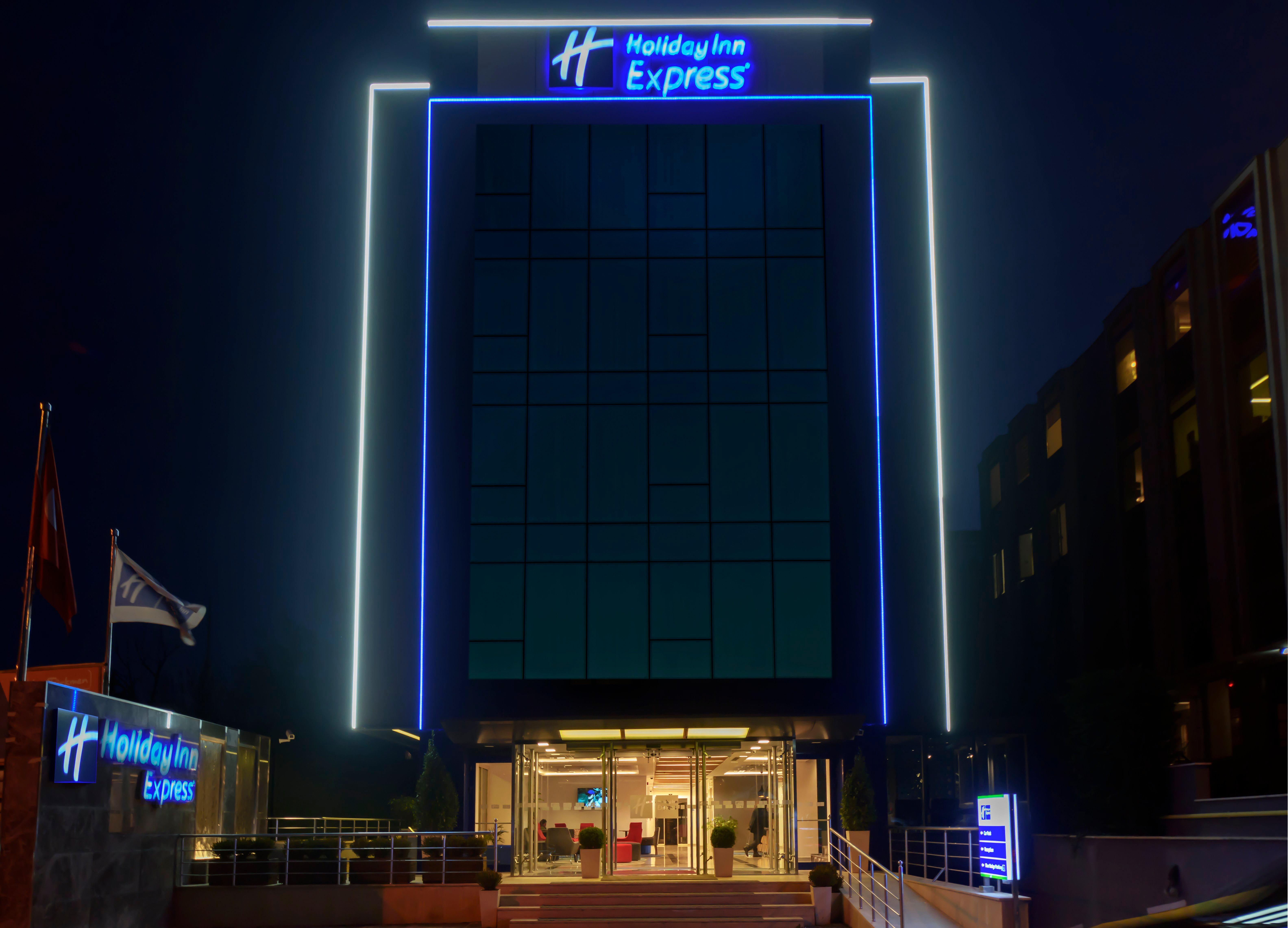 Holiday Inn Express Istanbul-Altunizade By Ihg Zewnętrze zdjęcie