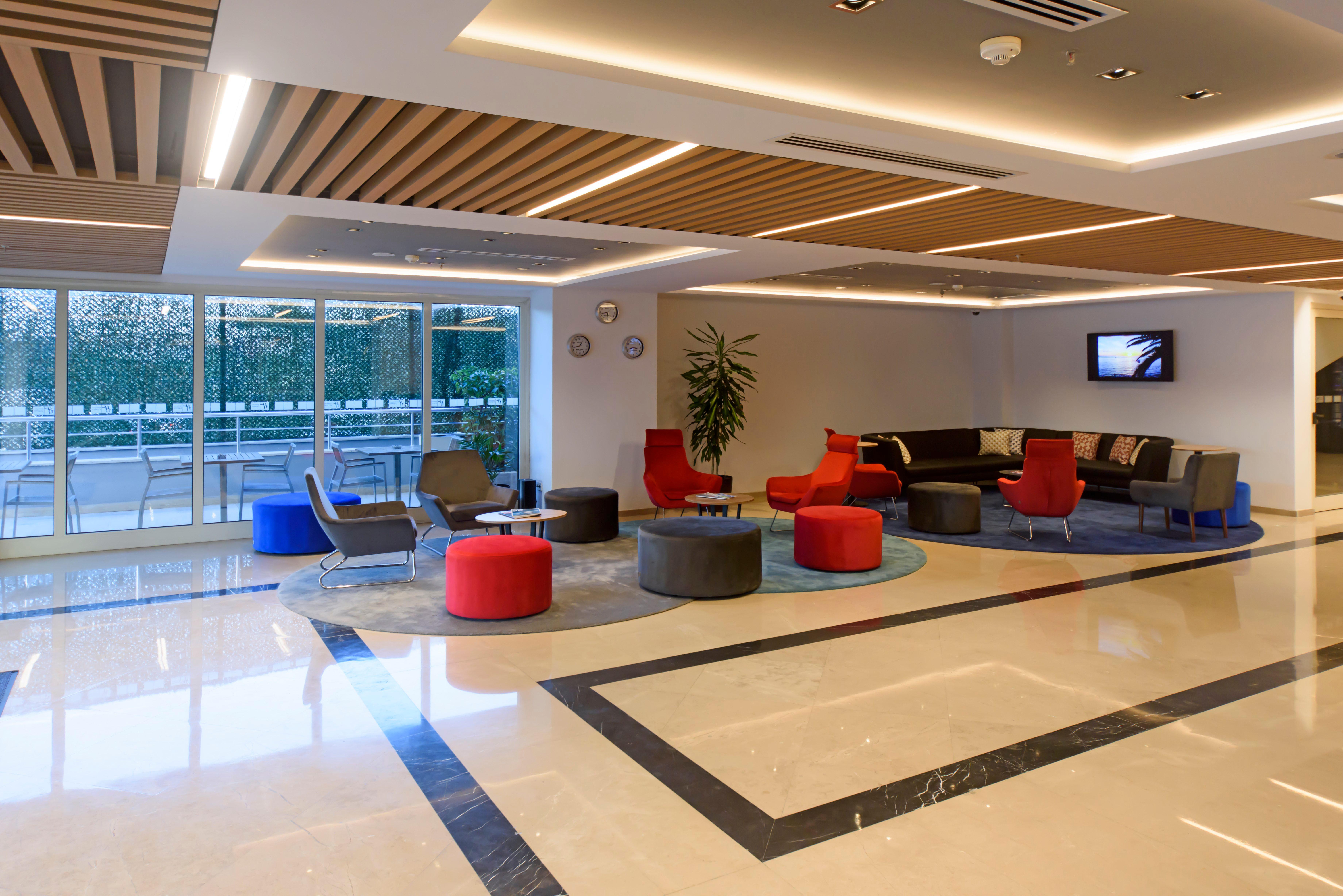Holiday Inn Express Istanbul-Altunizade By Ihg Zewnętrze zdjęcie