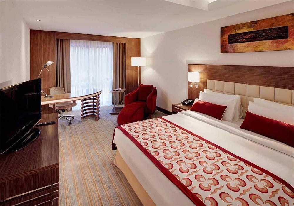 Holiday Inn Express Istanbul-Altunizade By Ihg Zewnętrze zdjęcie