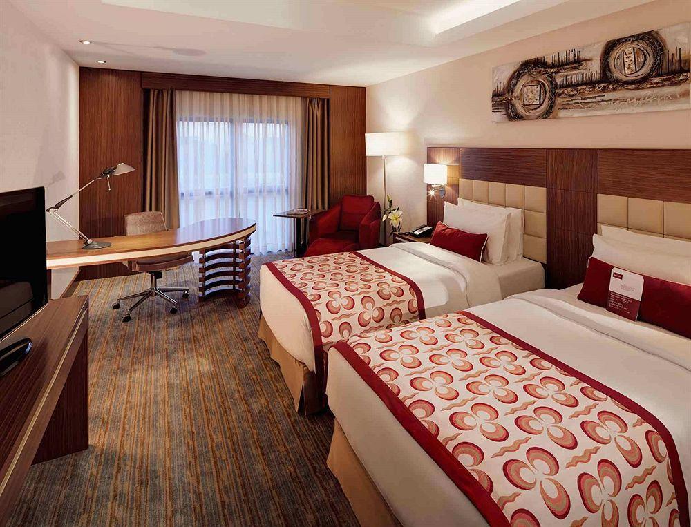 Holiday Inn Express Istanbul-Altunizade By Ihg Zewnętrze zdjęcie