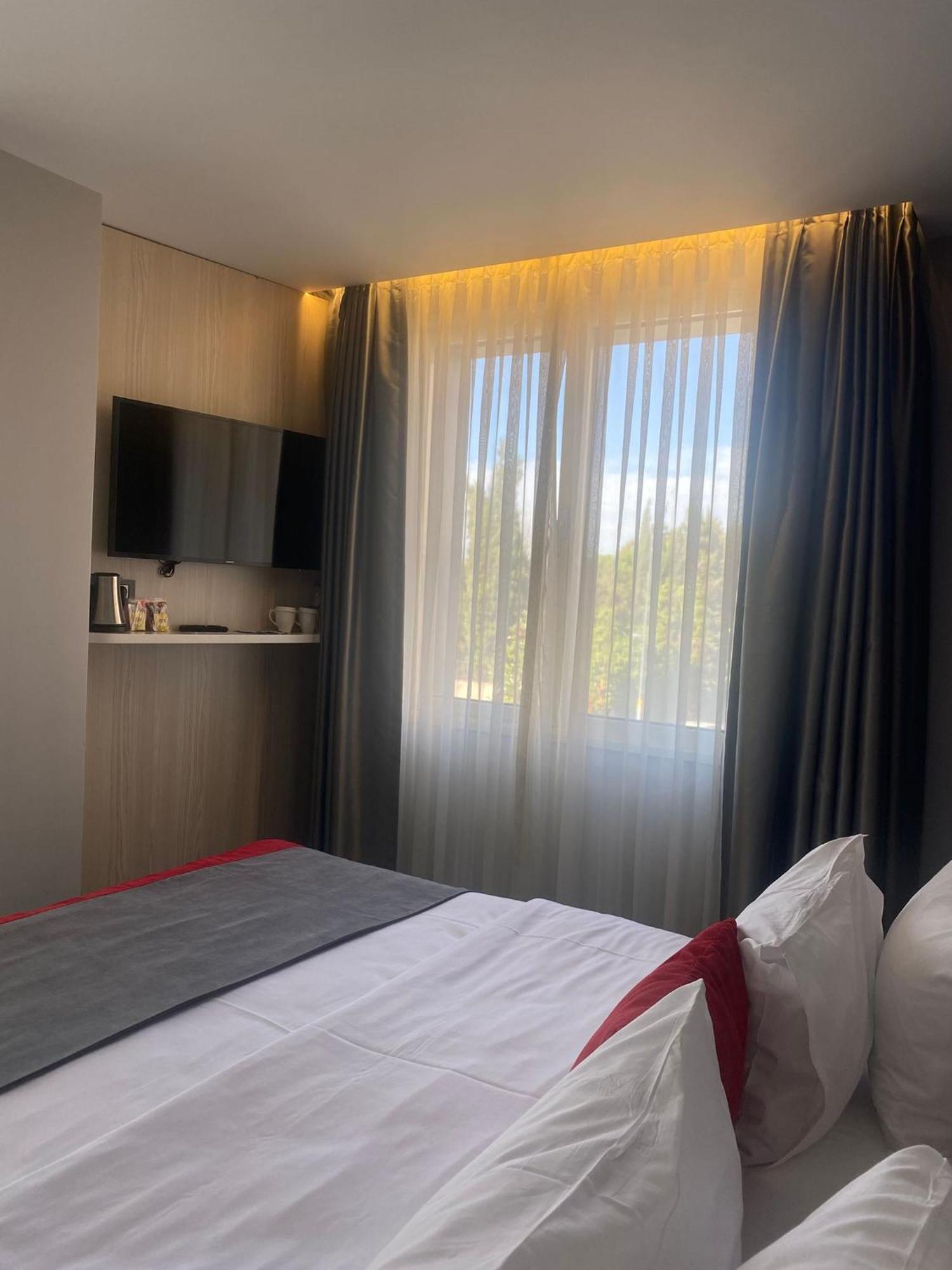 Holiday Inn Express Istanbul-Altunizade By Ihg Zewnętrze zdjęcie