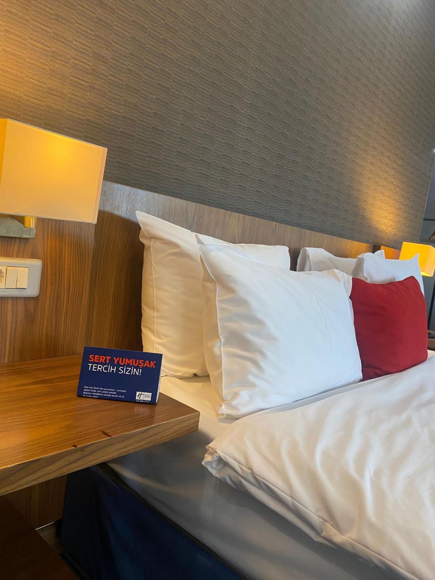 Holiday Inn Express Istanbul-Altunizade By Ihg Zewnętrze zdjęcie