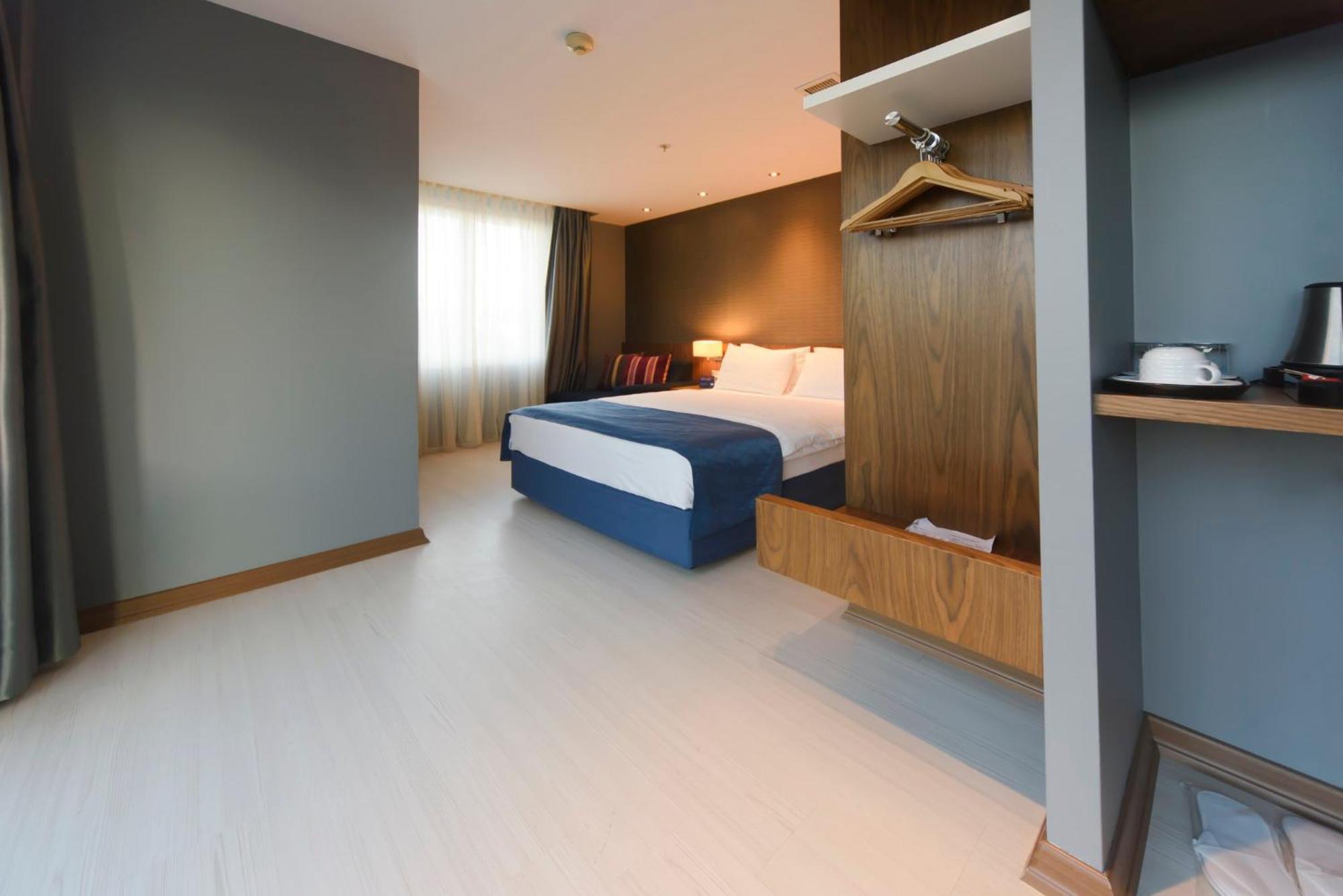 Holiday Inn Express Istanbul-Altunizade By Ihg Zewnętrze zdjęcie