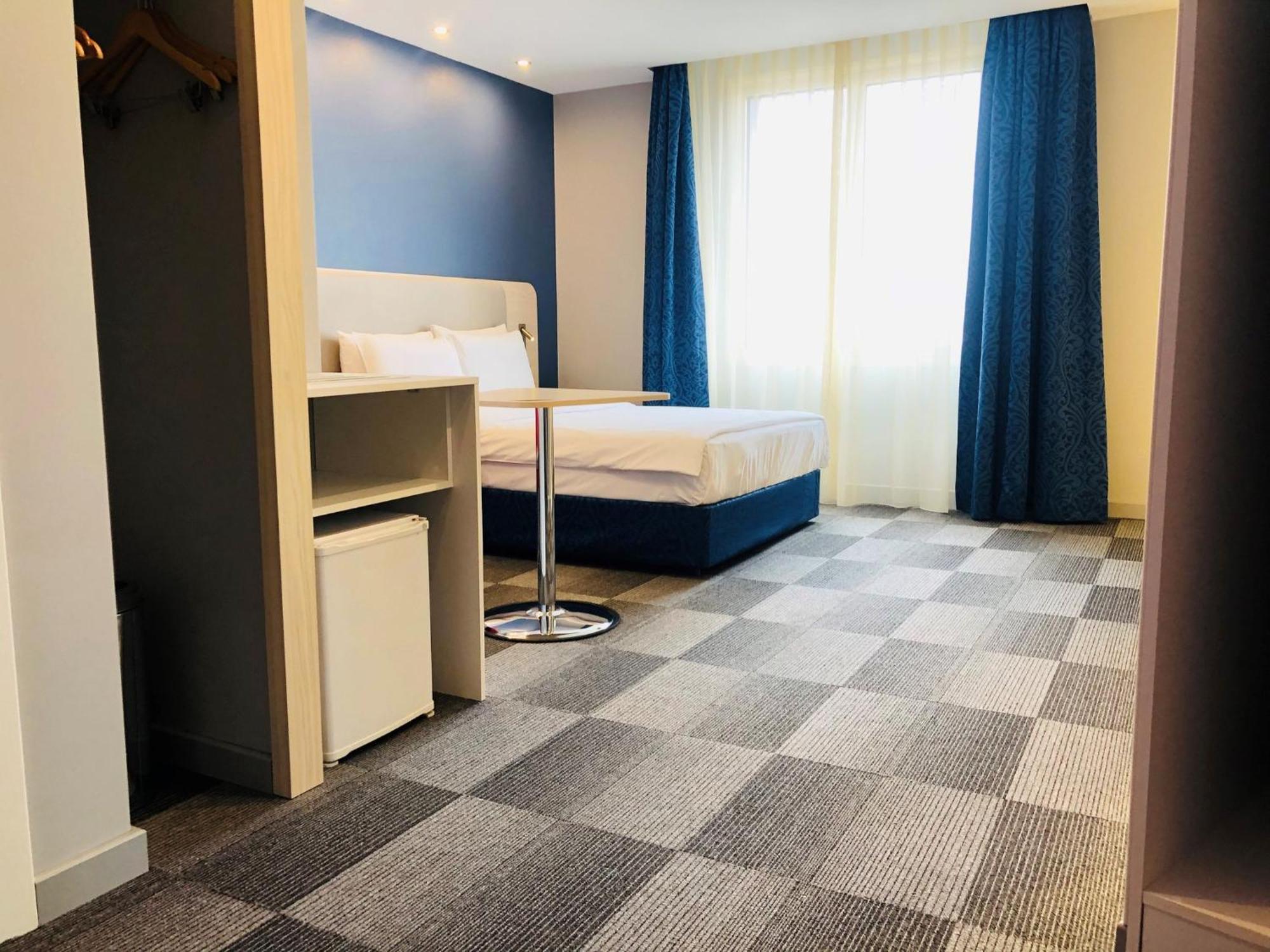 Holiday Inn Express Istanbul-Altunizade By Ihg Zewnętrze zdjęcie