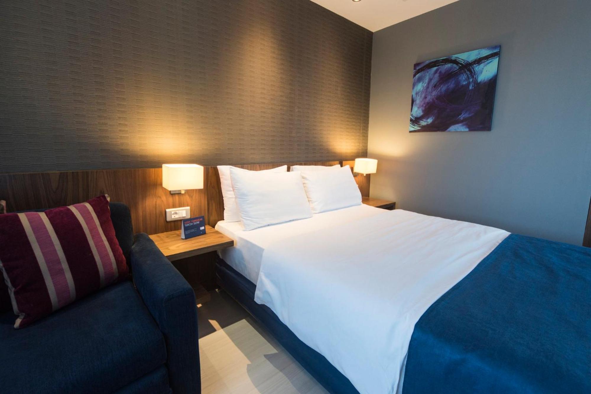Holiday Inn Express Istanbul-Altunizade By Ihg Zewnętrze zdjęcie